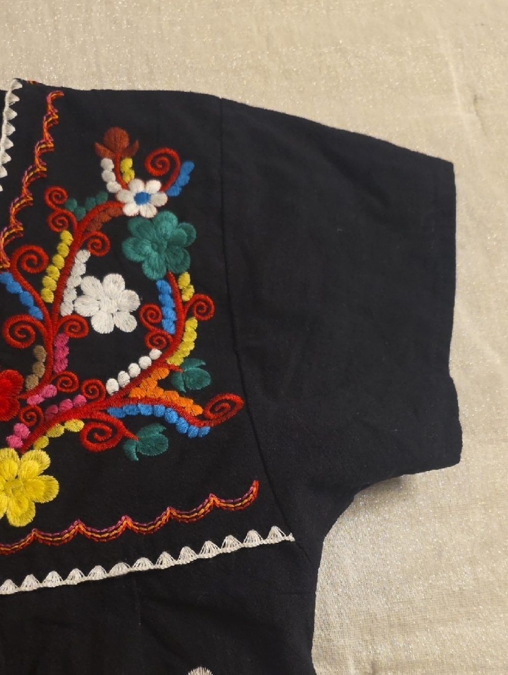 YZXDORWJ Embroidered Black Mini Dress with Multicolor Floral Detail S Overssized - Picture 13 of 15